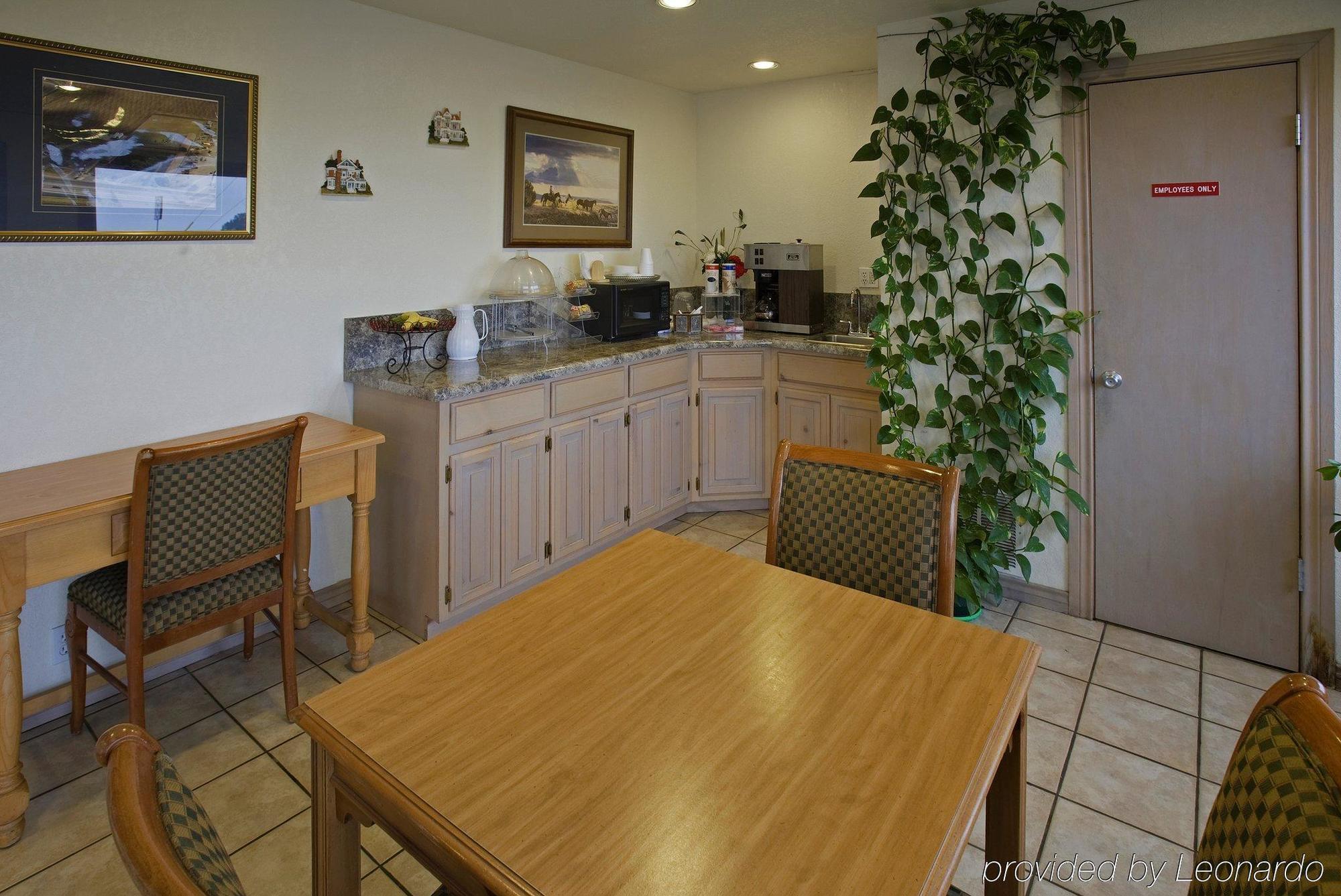 Regency Inn Hondo Restaurant foto